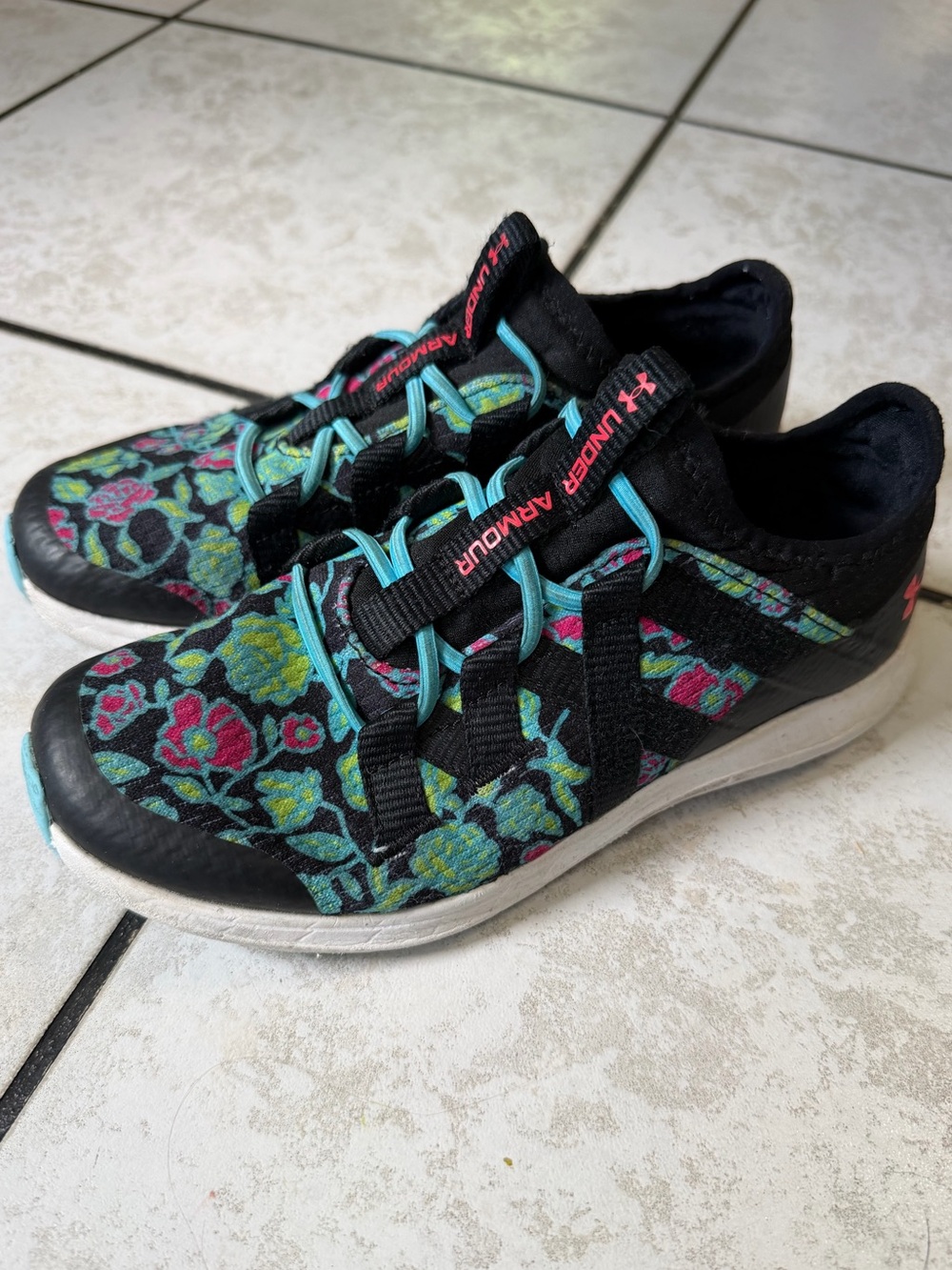 Under Armour Kids Sneakers with Teal & Pink Floral Print size 2.5